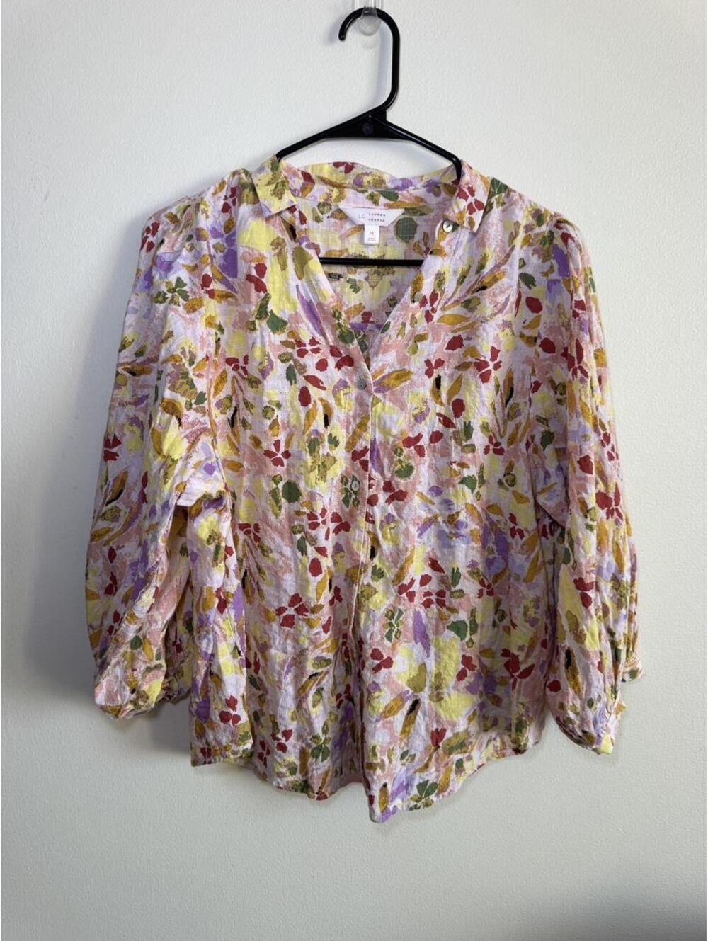 Lauren Conrad Floral Button Blouse Colorful Medium PTP 21 GC